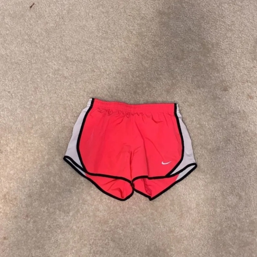 hot pink nike shorts